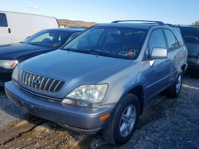 JTJHF10U020283705 - 2002 LEXUS RX 300 SILVER photo 2