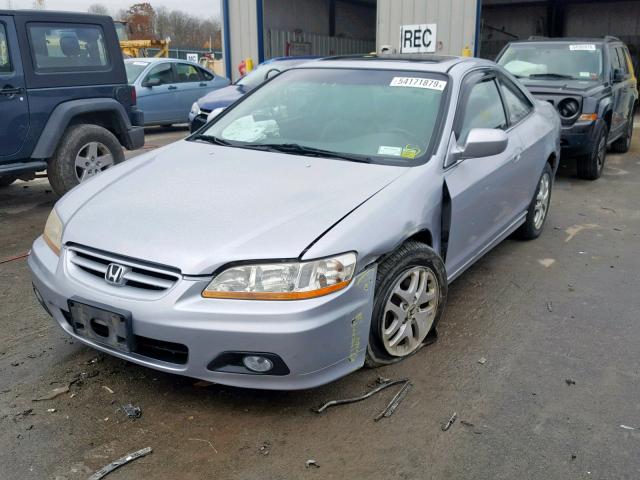 1HGCG22591A006387 - 2001 HONDA ACCORD EX SILVER photo 2