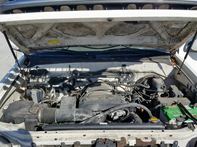 5TDZT38A72S062282 - 2002 TOYOTA SEQUOIA LI WHITE photo 7