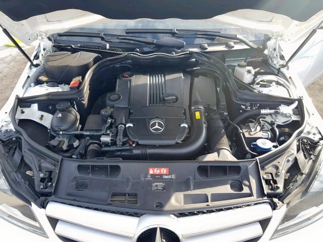 WDDGJ4HB1DF997172 - 2013 MERCEDES-BENZ C 250 WHITE photo 7