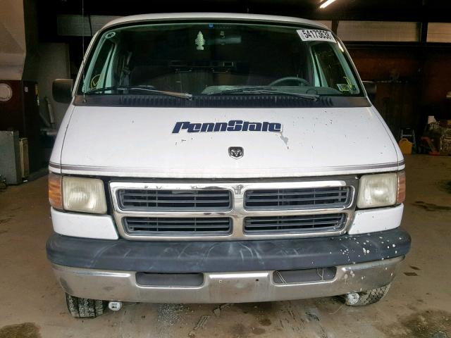 2B7HB21Y4RK563061 - 1994 DODGE RAM VAN B2 WHITE photo 9