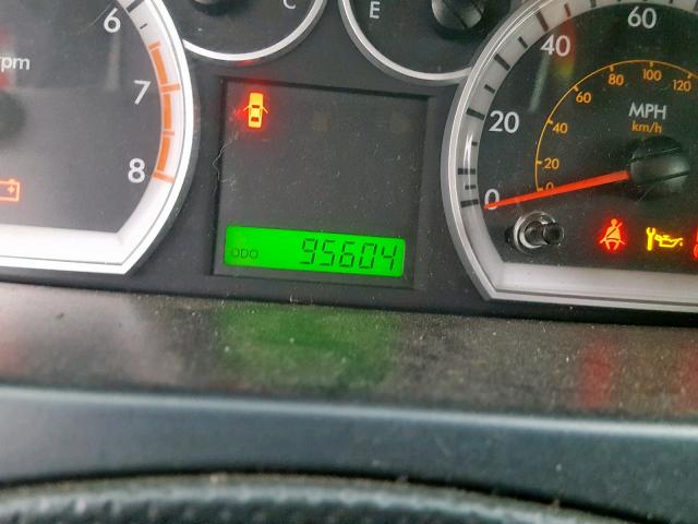 KL1TD6DE0BB145662 - 2011 CHEVROLET AVEO LS RED photo 8