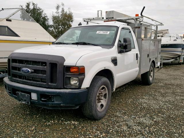 1FDWF30548EC89593 - 2008 FORD F350 SRW S WHITE photo 2