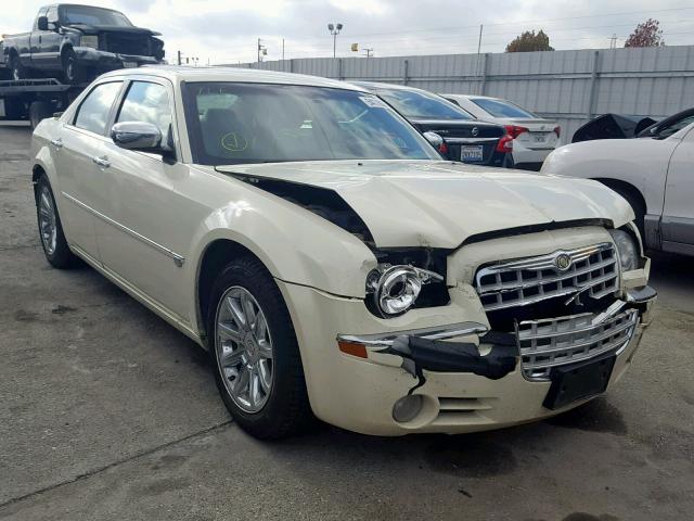 2C3AA63H05H517148 - 2005 CHRYSLER 300C WHITE photo 1