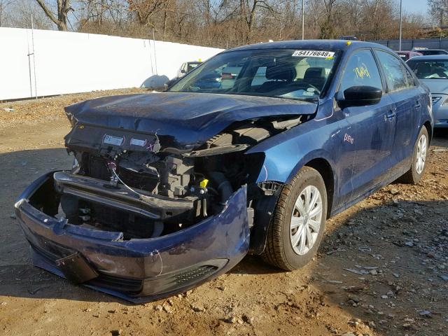 3VW2K7AJ5EM368064 - 2014 VOLKSWAGEN JETTA BASE BLUE photo 2
