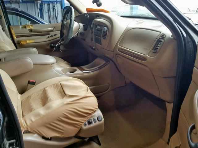 5LMPU28L1XLJ06844 - 1999 LINCOLN NAVIGATOR 黑色 照片 5