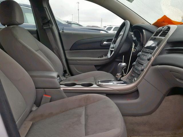 1G11B5SA7DF155965 - 2013 CHEVROLET MALIBU LS თეთრი ფოტო 5