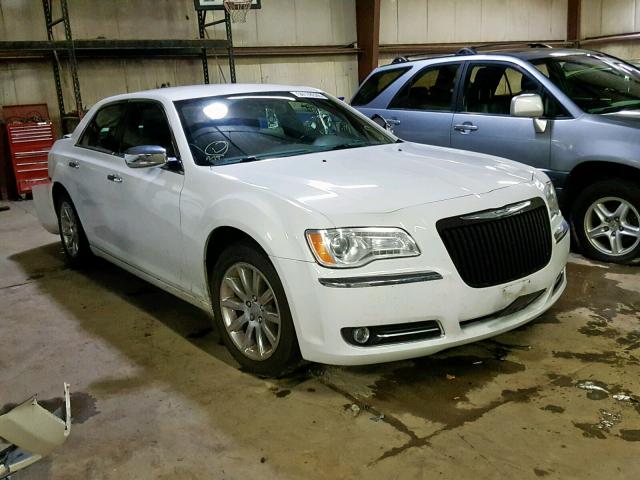 2C3CA5CG0BH585584 - 2011 CHRYSLER 300 LIMITE WHITE photo 1