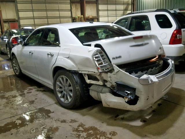 2C3CA5CG0BH585584 - 2011 CHRYSLER 300 LIMITE WHITE photo 3