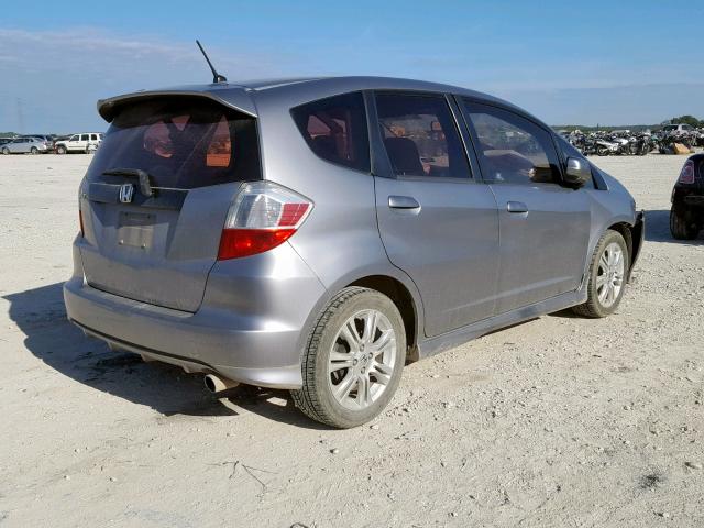 JHMGE8G47AS000878 - 2010 HONDA FIT SPORT SILVER photo 4