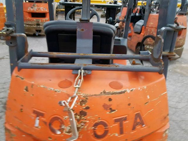 62918 - 2000 TOYOTA FORKLIFT ORANGE photo 7