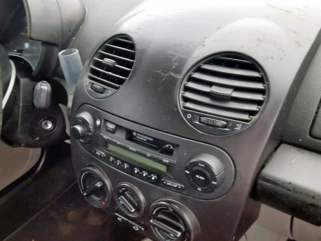 3VWBK21C52M425539 - 2002 VOLKSWAGEN NEW BEETLE 黄色 照片 9