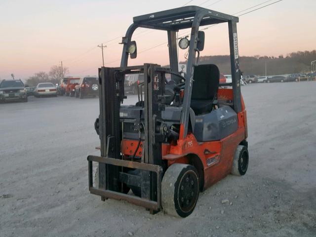 70363 - 2003 TOYOTA FORKLIFT ORANGE photo 2