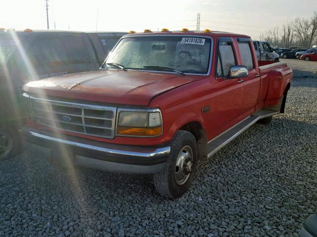 2FTJW35M8PCB01175 - 1993 FORD F350 RED photo 2