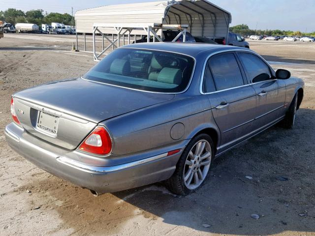 SAJWA73B84TG29687 - 2004 JAGUAR XJR S SILVER photo 4