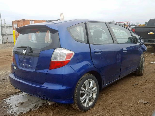 JHMGE8H4XAC000334 - 2010 HONDA FIT SPORT BLUE photo 4