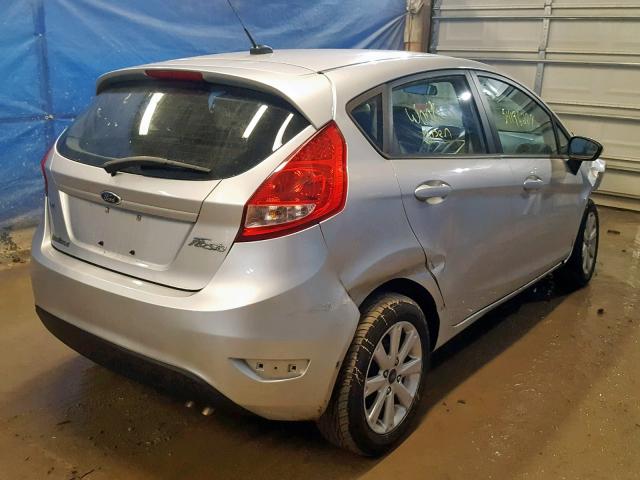 3FADP4EJ5DM158252 - 2013 FORD FIESTA SE SILVER photo 4