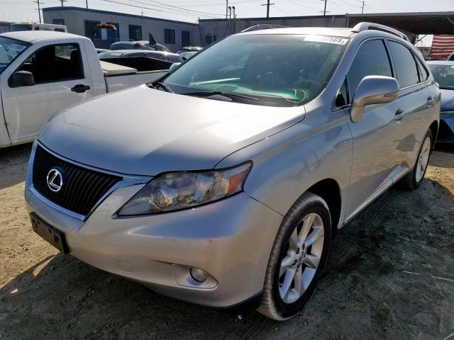 2T2ZK1BA5AC009552 - 2010 LEXUS RX SILVER photo 2