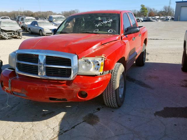 1D7HE48KX6S592995 - 2006 DODGE DAKOTA QUA RED photo 2