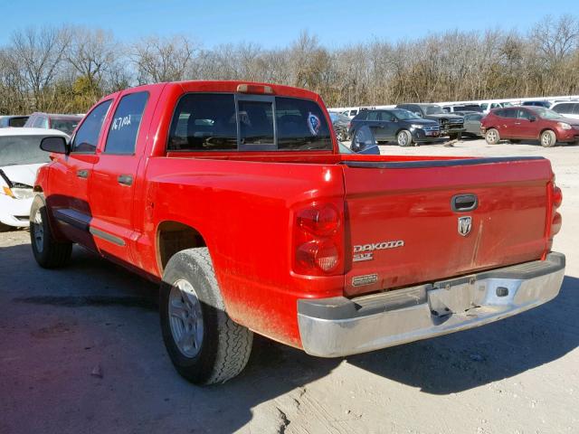 1D7HE48KX6S592995 - 2006 DODGE DAKOTA QUA RED photo 3