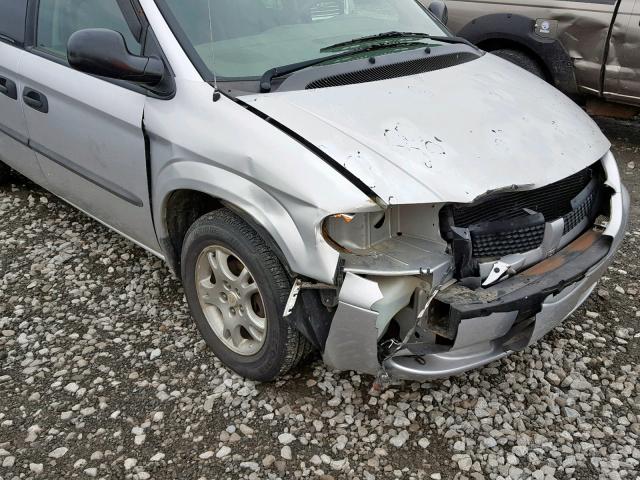 1D4GP25R03B316068 - 2003 DODGE CARAVAN SE SILVER photo 9