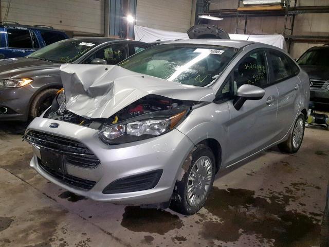 3FADP4AJ8FM223927 - 2015 FORD FIESTA S SILVER photo 2