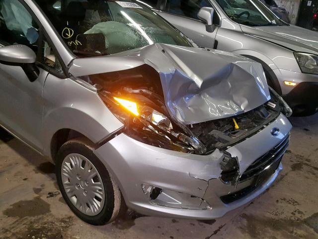 3FADP4AJ8FM223927 - 2015 FORD FIESTA S SILVER photo 9