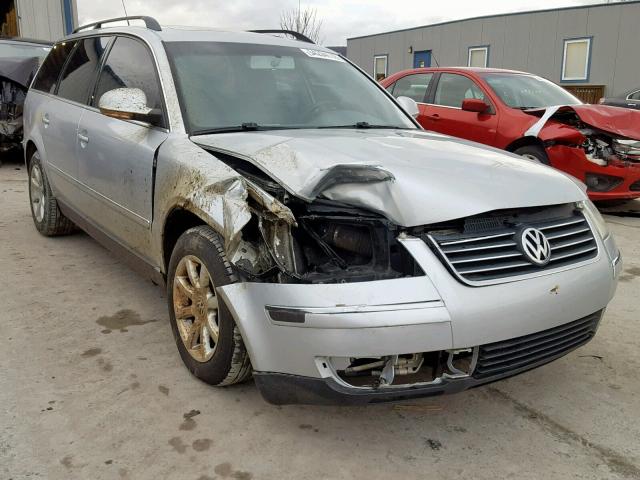 WVWVE63B74E273050 - 2004 VOLKSWAGEN PASSAT GLS SILVER photo 1