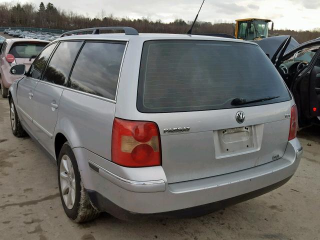 WVWVE63B74E273050 - 2004 VOLKSWAGEN PASSAT GLS SILVER photo 3