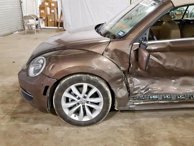 3VW5A7AT1FM808459 - 2015 VOLKSWAGEN BEETLE TDI BROWN photo 9