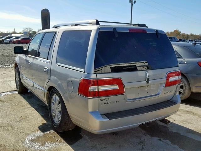 5LMFU27557LJ08188 - 2007 LINCOLN NAVIGATOR Күміс фото 3