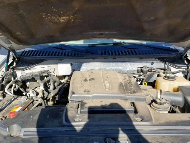 5LMFU27557LJ08188 - 2007 LINCOLN NAVIGATOR Күміс фото 7