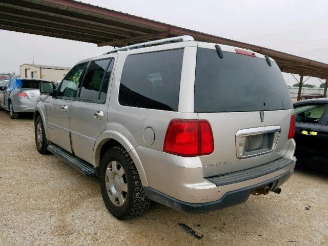 5LMFU285X5LJ16119 - 2005 LINCOLN NAVIGATOR TAN photo 3