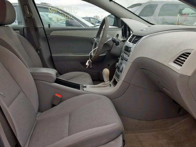 1G1ZB5EB0AF316983 - 2010 CHEVROLET MALIBU LS 白色 照片 5