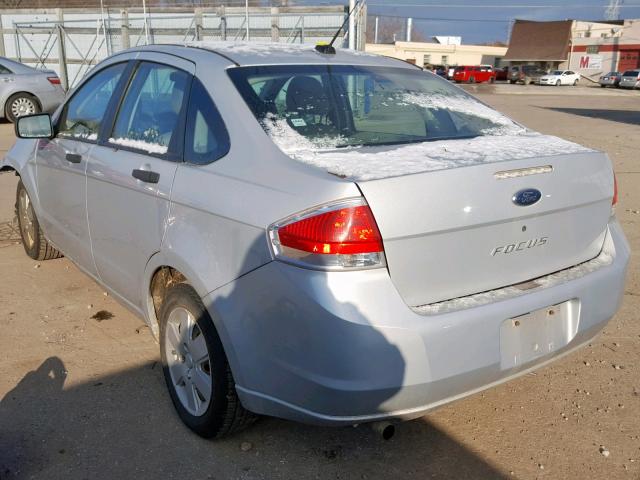 1FAHP34N18W273498 - 2008 FORD FOCUS S/SE SILVER photo 3