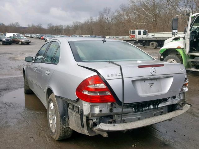 WDBUF26J75A625412 - 2005 MERCEDES-BENZ E 320 CDI SILVER photo 3