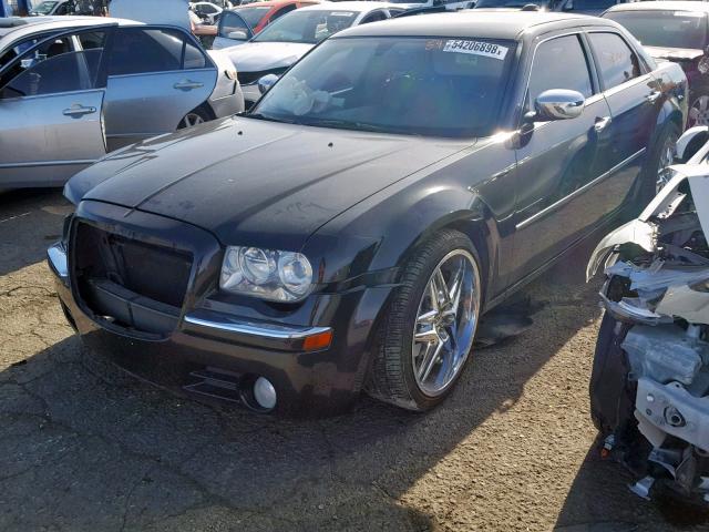 2C3LK63H57H827580 - 2007 CHRYSLER 300C BLACK photo 2