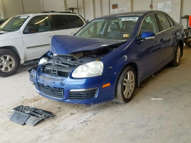 3VWRL71K89M006806 - 2009 VOLKSWAGEN JETTA TDI BLUE photo 2