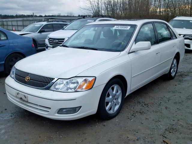 4T1BF28B9YU063249 - 2000 TOYOTA AVALON XL WHITE photo 2