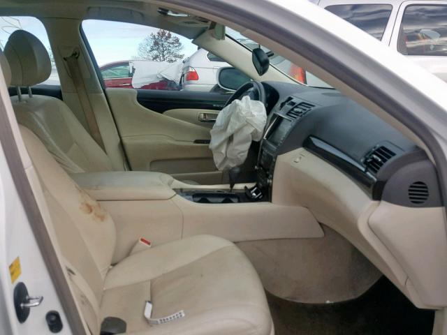 JTHBL46F085080268 - 2008 LEXUS LS 460 WHITE photo 5