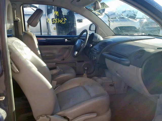 3VWCF21C2YM454966 - 2000 VOLKSWAGEN NEW BEETLE ლურჯი ფოტო 5