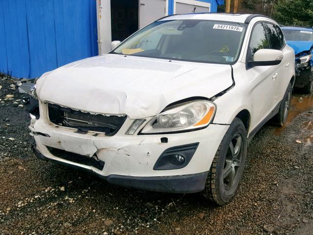 YV4982DZ8A2098735 - 2010 VOLVO XC60 3.2 WHITE photo 2