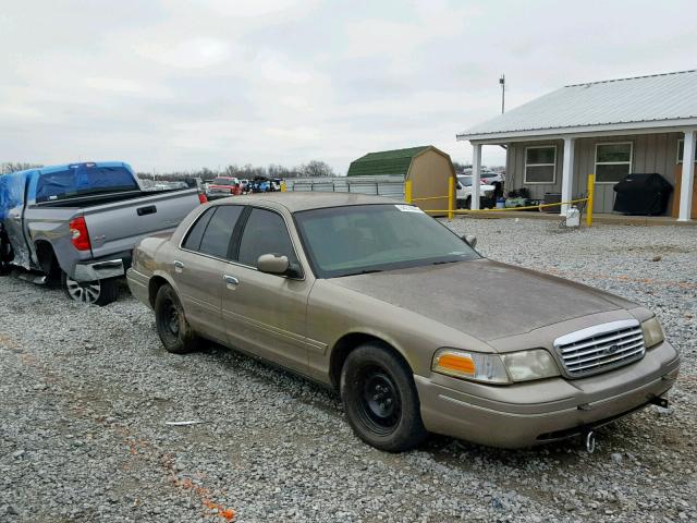 2FAFP71W02X110252 - 2002 FORD CROWN VICT TAN photo 1