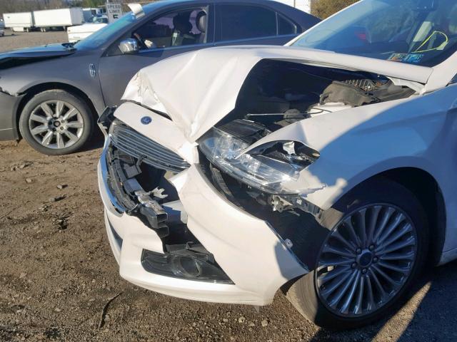 3FA6P0K97FR188824 - 2015 FORD FUSION TIT WHITE photo 9