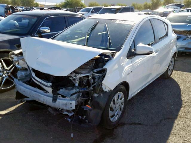 JTDKDTB31F1578259 - 2015 TOYOTA PRIUS C WHITE photo 2