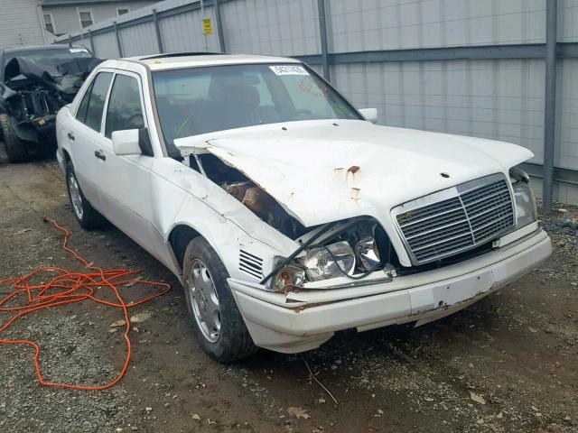 WDBEB31E9SC104174 - 1995 MERCEDES-BENZ E 300D WHITE photo 1