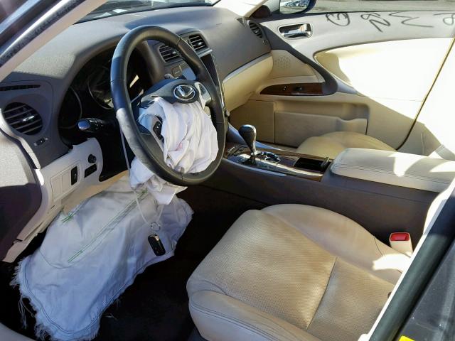 JTHBF5C20D5185482 - 2013 LEXUS IS 250 GRAY photo 5