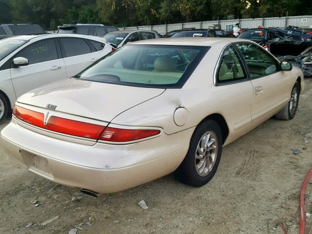 1LNFM92V8WY664659 - 1998 LINCOLN MARK VIII WHITE photo 4