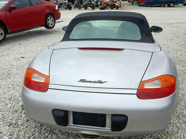 WP0CA2988YU623756 - 2000 PORSCHE BOXSTER SILVER photo 6