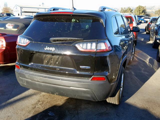 1C4PJLCB5KD249416 - 2019 JEEP CHEROKEE L BLACK photo 4